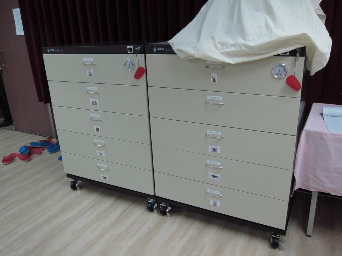 s044-customized dry cabinets6, EDRY Taiwan.jpg